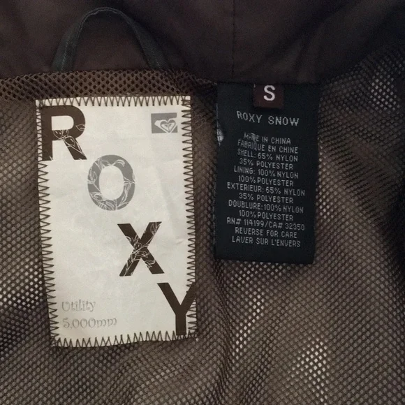 Roxy Snow coveralls. Taupe/turquoise pinstripes. Onesie. Hood/faux fur. Size S. - Picture 13 of 15